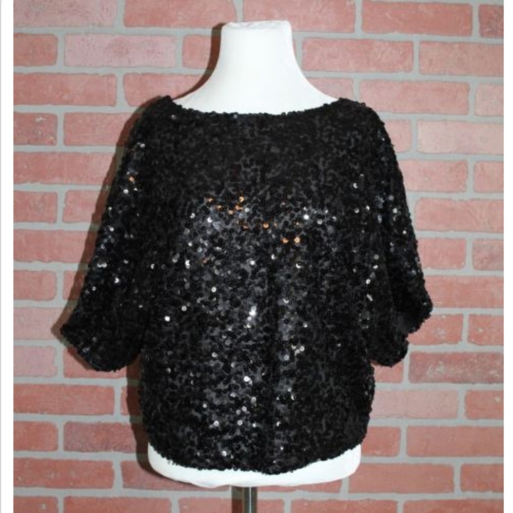 Chelsea & Violet Black Short Sleeve Sequin Top